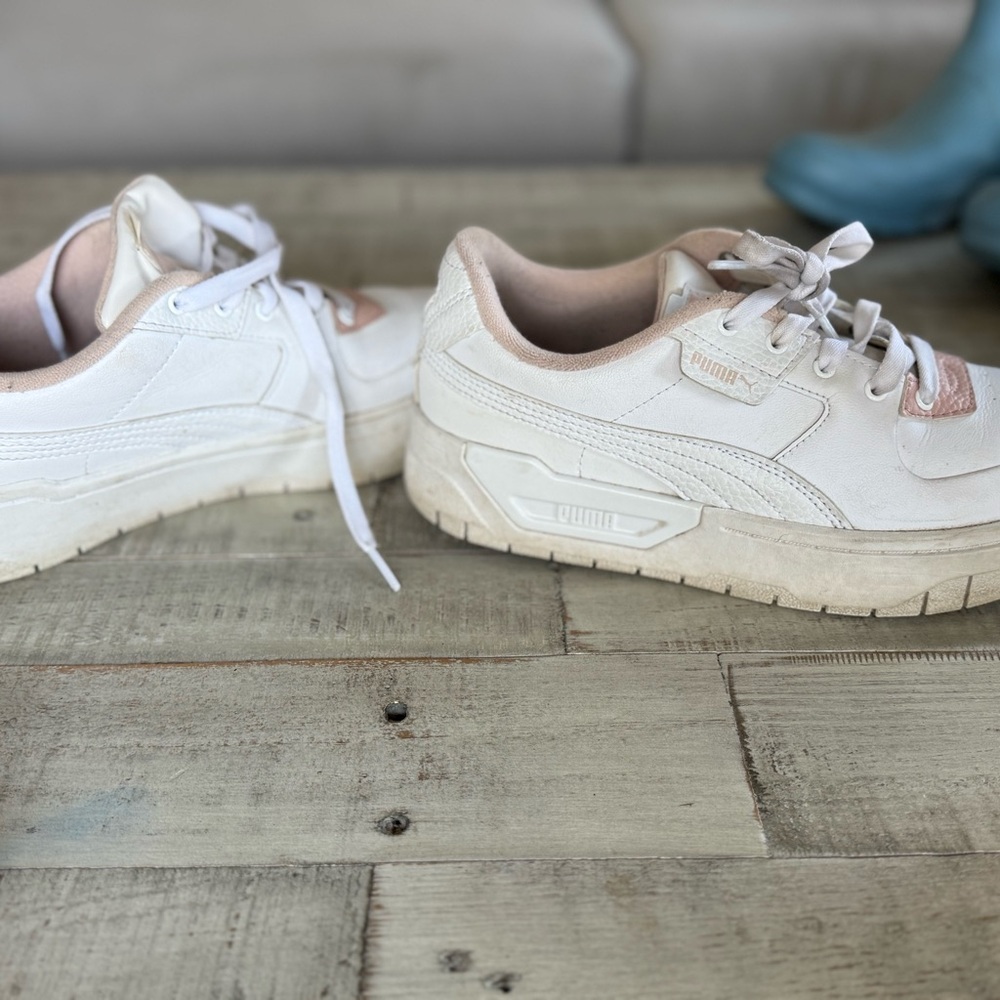 Puma women’s White and Pink Sneakers